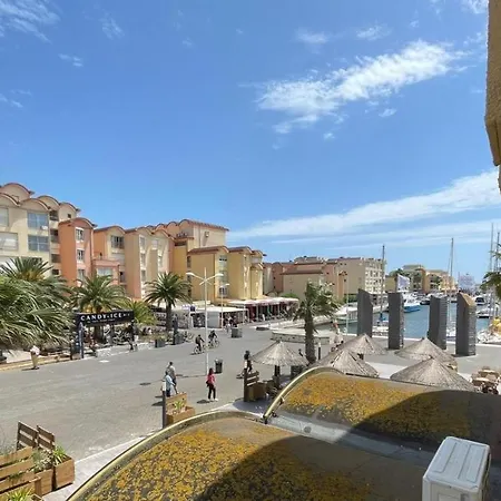 Apartment Port De *